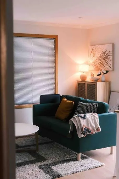 Inner City Hotspot & Quiet House Hobart